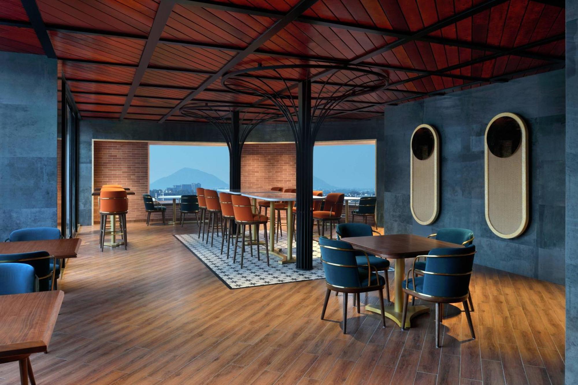 Courtyard By Marriott Nashik Hotell Exteriör bild